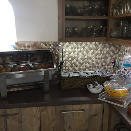 Livadaros Gasthuis Karterados (Santorini)