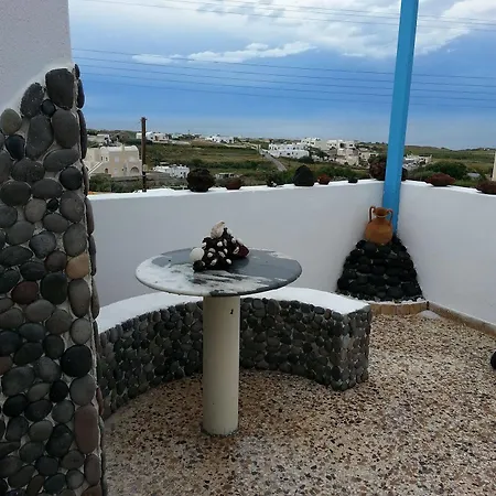 Livadaros 2* Karterados (Santorini)