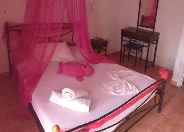 Livadaros 4* Karterados (Santorini)