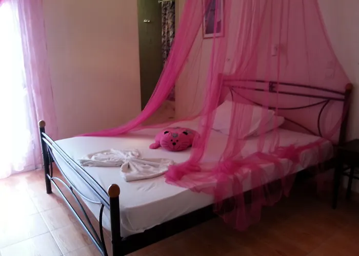 Livadaros 4* Karterados (Santorini)