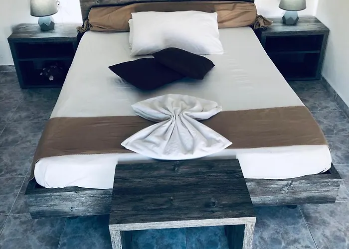 Livadaros Karterados (Santorini)