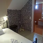 Livadaros Pensión 3*