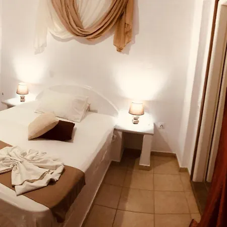Livadaros Гостевой дом 3*