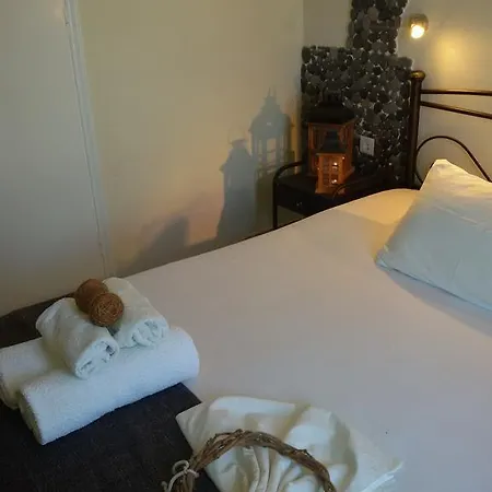 利威德洛斯别墅旅馆 4*