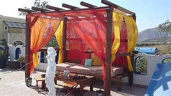 Pensión Livadaros 4*