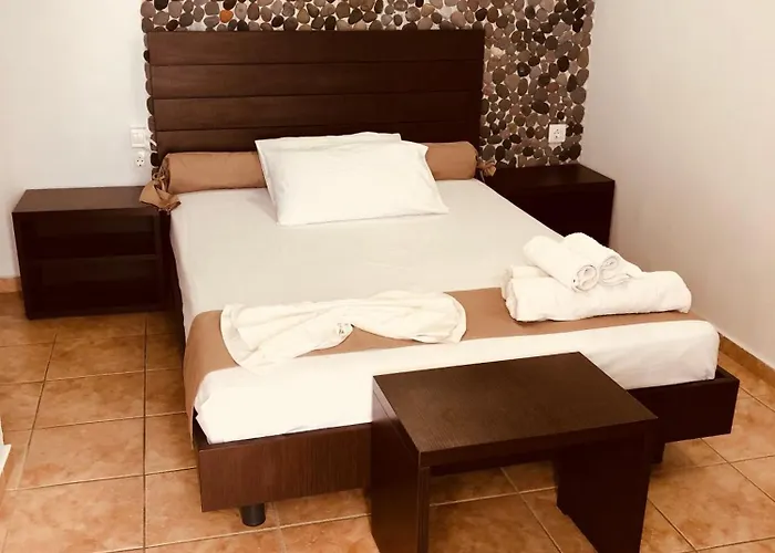 ゲストハウス Livadaros